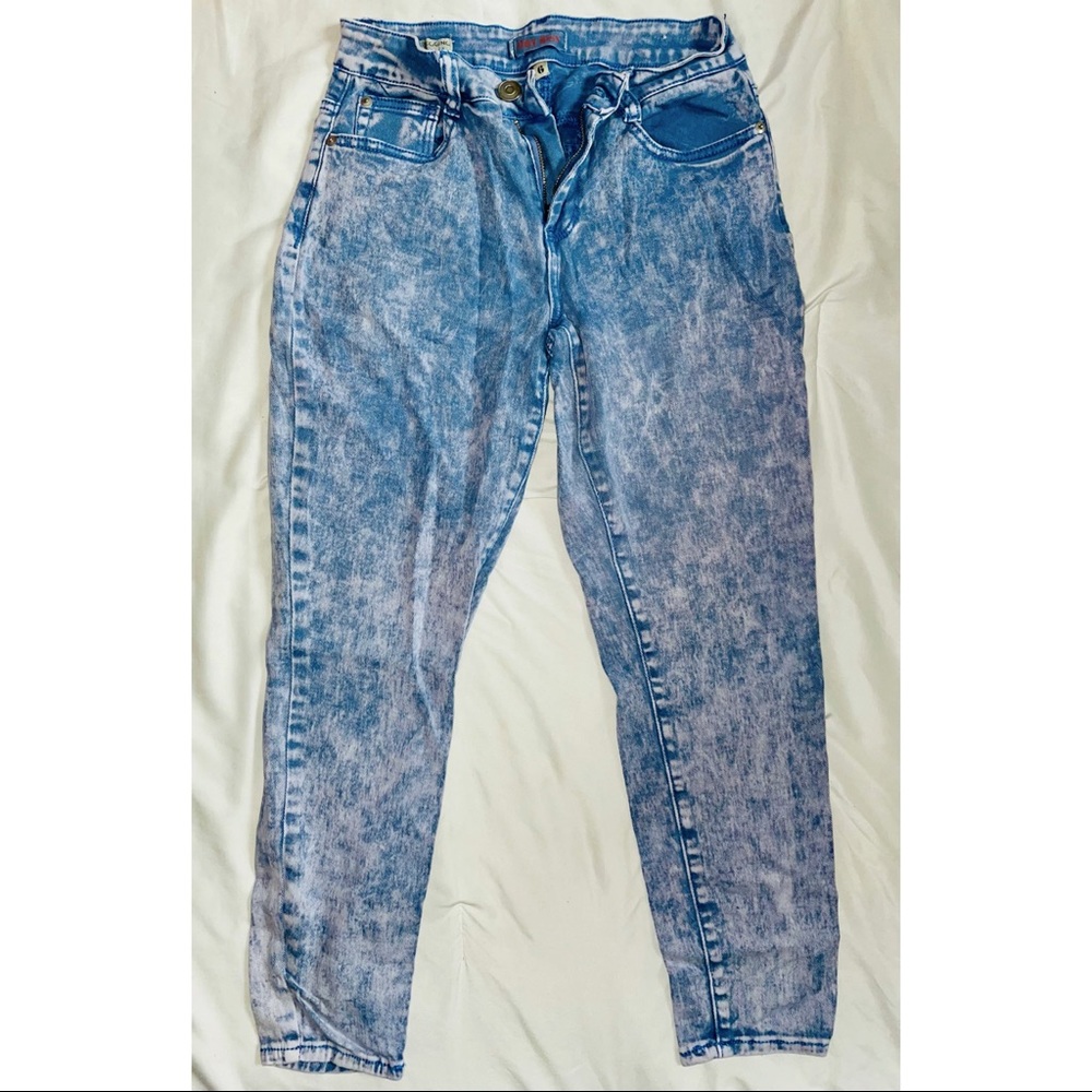 High Waisted Jeans